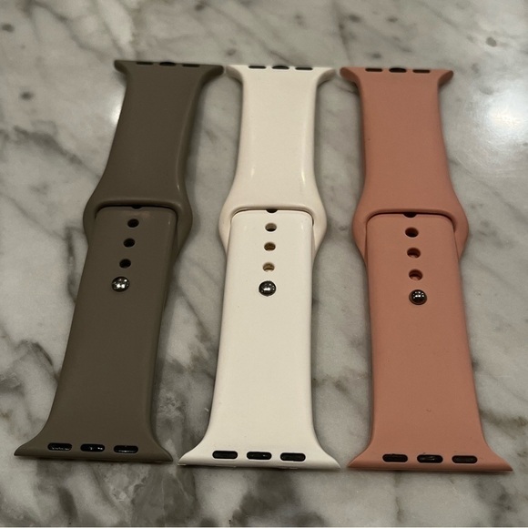 3 Apple Watch 42mm Bands - Picture 3 of 4